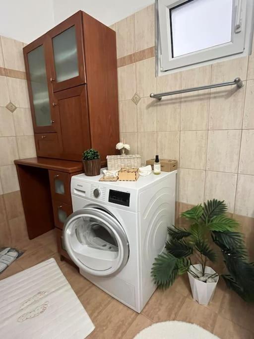 Διαμέρισμα Με Δωρεάν Πάρκινγκ Κοντά Στη Θάλασσα Alexandroupoli Exterior photo